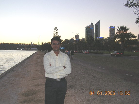 Me_BankwestBground2
