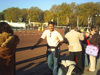 Me_Buk Palace